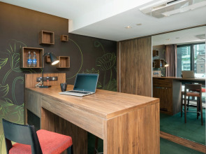 Maitria Mode Sukhumvit 15 Bangkok