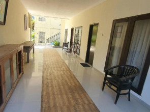 OYO 4012 Ari Beach Inn