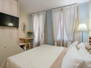 Archontissa studio in the old town