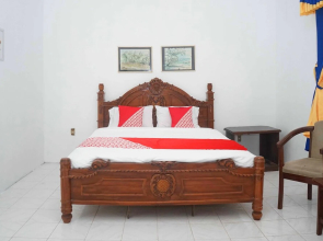 Pelangi Hotel by OYO Rooms