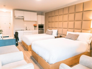 Hotel Civilia Lakeside by Civilia Golf Retreat