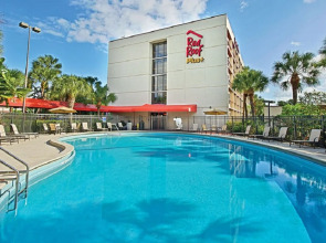 Red Roof Inn PLUS+ Miami Airport