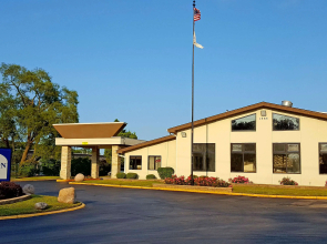 Lexington Inn & Suites NW Chicago Elgin