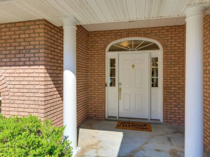 Chic Home w/ Club Access Near Bay St Louis!
