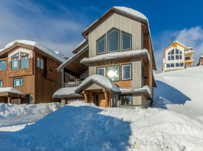 The White Pearl - Luxury Chalet W/mountain Views