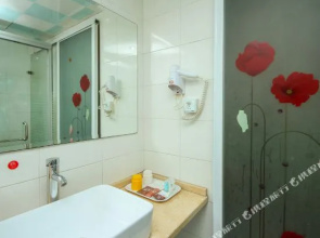 Home Inn Pebble Hotel (Changzhou University City)