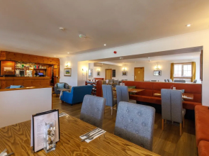 Cross Inn