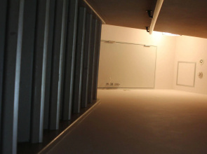 Shaq Bighouse - Hostel