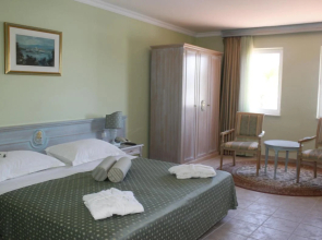 MArina Frapa hotel Kopno