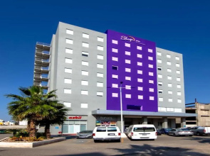 Sleep Inn Leon Antares Hotel