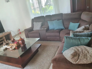 Villa For Parties And Meetings