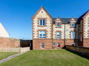 Coastal Retreat - Donnini Apartments