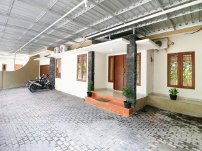 RedDoorz @ Jalan Palagan