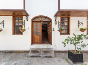 Defne Oldtown Suites
