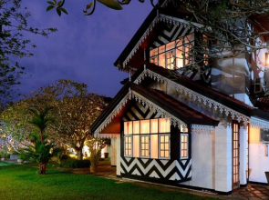 Hotel Warahena Walauwa