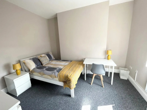 Hidden gem Close to the City Centre Free Parking