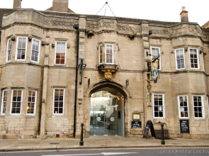 Angel & Royal Hotel