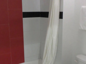 Legend Hotel Hollywood