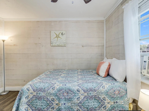 Flirtly Flamingo Rp203a 2 Bedroom Duplex by RedAwning