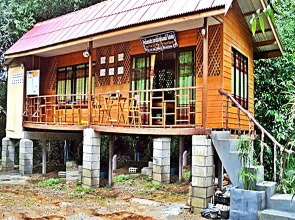 Khao Sok Island Resort and Spa