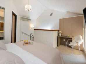 Harvey's luxury rooms