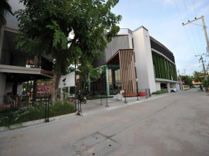 Eco Moment Beach Resort Hadchaosamran