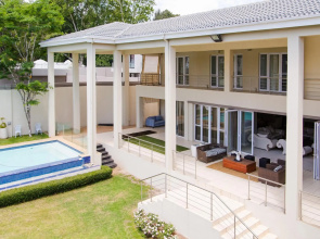 The Houghton Villa