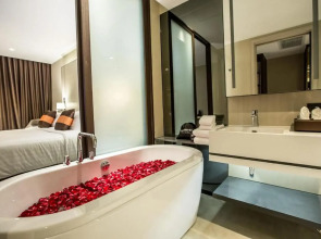 The Siamese Hotel Pattaya by PCL