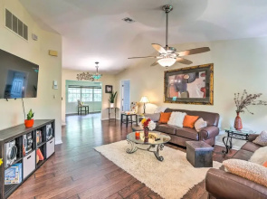 North Port Garden Home: Florida Room, Lanai!