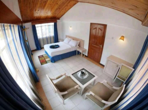 Stay.Plus Hurlingham B&B Suite