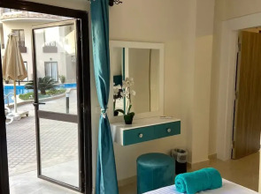 Chic Stylish Spacious Apt Poolside, Smarttv & Wifi