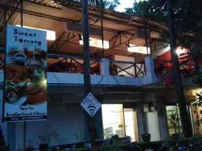OYO 12252 New Arpora Inn