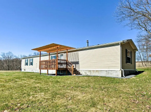 180-acre Farm: 'the Lodge' in Klingerstown!