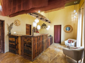 Clove Island Essence & Spa Boutique