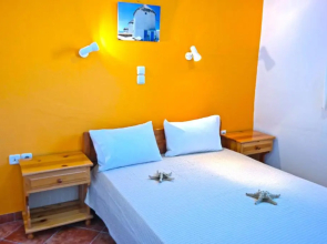 Manolis Studios