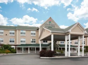Country Inn & Suites By Carlson, Marinette, WI