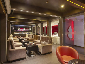 Fahrenheit Hotel