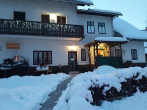 Apartments & Rooms Florjana