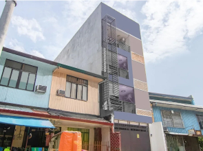 OYO 766 Ichehan Apartments