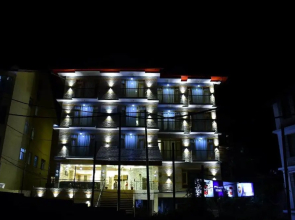 Hotel Manali Grand