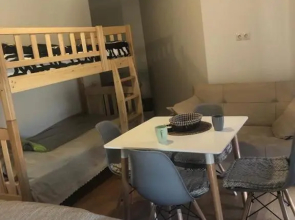 Apart Bakutiani,studio 1 room