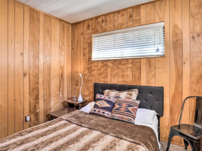 Peaceful Cozy Cabin ~ 3 Mi to Big Bear Lake!