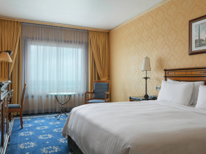 Отель Rome Marriott Park
