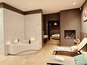 The Rose Suites