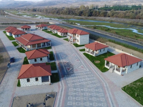 Termal Koy Tas Evleri