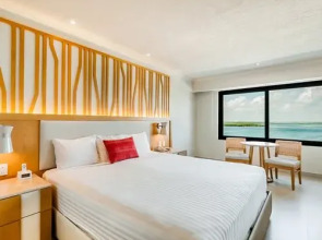 Hotel y Villas Solaris Cancun