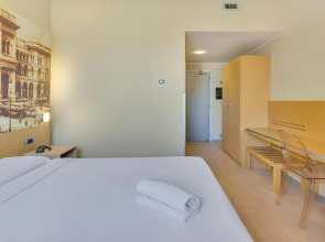 Отель Sheraton Khalidiya