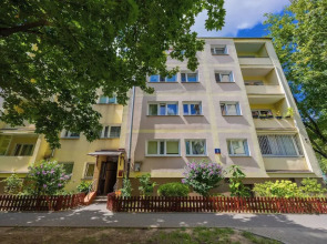 Apartment Business Center by Renters