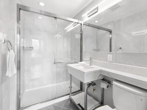 Hotel 365 Bronx