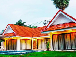 Baan Golden Suite